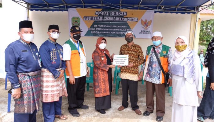 Vaksinasi Covid-19, Lurah Dompak Siapkan Transportasi Warga