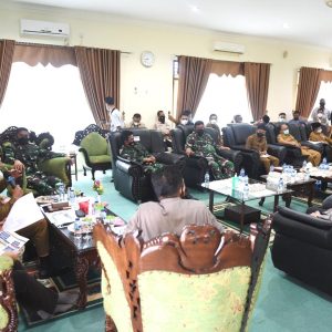 Kejar Target Vaksinasi, Gubernur Kepri Kirim Tenaga Vaksinator Ke Lingga