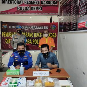 Polda Kepri Musnahkan Sabu 1.637,1 Gram