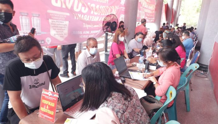 Sehari 2000 Warga Batam Vaksinasi Di Vihara Dewi Bahari