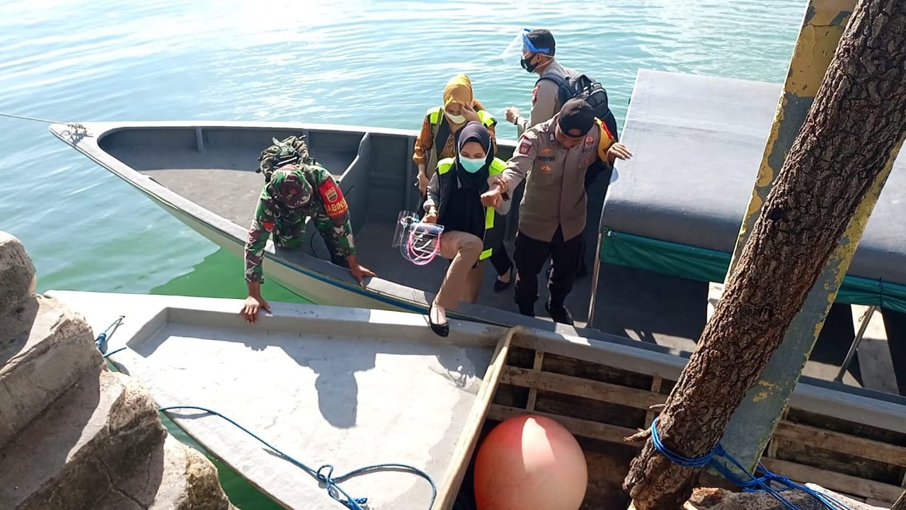 Polres Bintan Vaksinasi Warga Pesisir Kabupaten Bintan