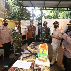 Kapolri Bakal Tambah Tracer di Posko PPKM Mikro 