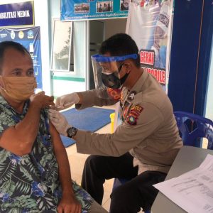 Gerai Vaksin Mobile Polres Bintan Di RSUD Kijang