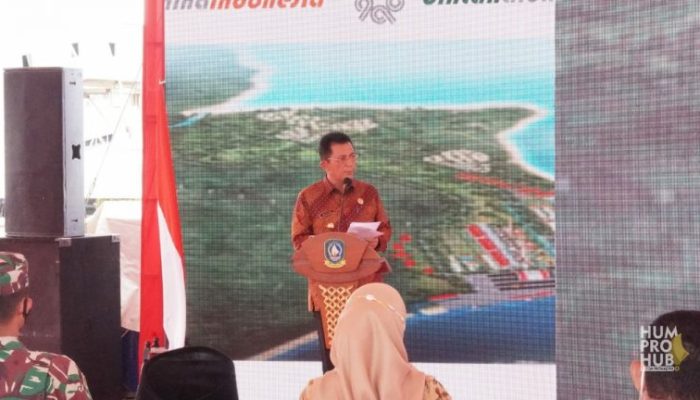 Gubernur Ansar dan Menko Airlangga Lepas Ekspor Perdana Alumina