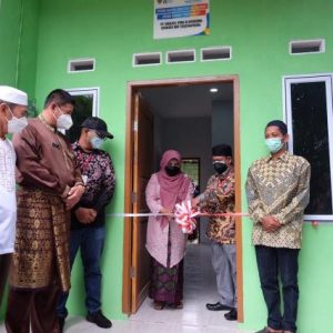 CSR PT Angkasa Pura Serahkan Hasill Bedah Rumah