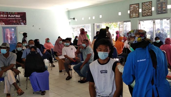 Polsek Teluk Bintan Giat Nasi Kapau Di Desa Pangkil