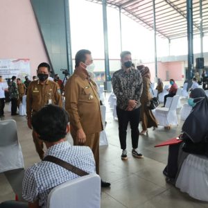 365 Keluarga Di Batam Terpapar Covid-19 Terima Bansos Gubernur Kepri 