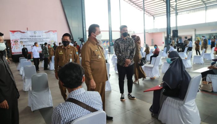 365 Keluarga Di Batam Terpapar Covid-19 Terima Bansos Gubernur Kepri 