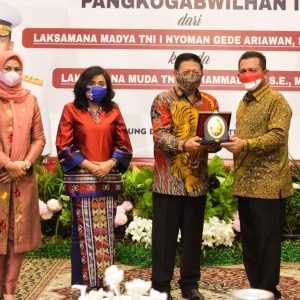 Pisah Sambut Pangkogabwilhan 1, Gubernur Ansar : Kebersamaan Membuat Kepri Kondusif
