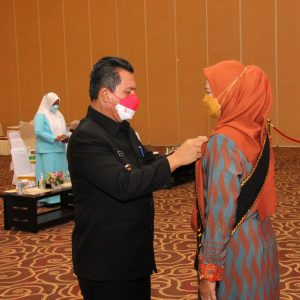 Dewi Kumalasari Dikukuhkan Sebagai Bunda PAUD Kepri