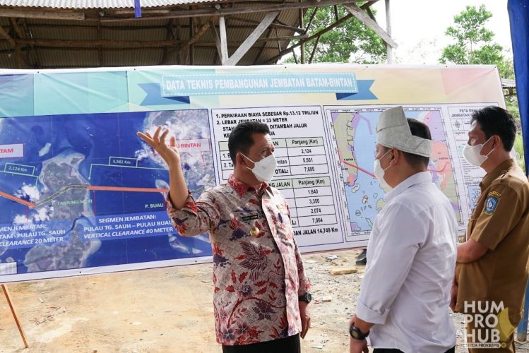 Gubernur Ansar dan Wamen ATR Tinjau Landing Point Jembatan Babin di Lobam
