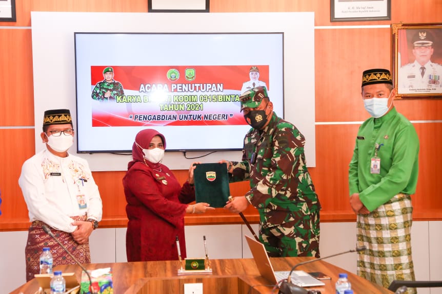 Jalan Indonesia Timur Hasil Karya Bhakti TMMD Diserahkan Kepada Walikota