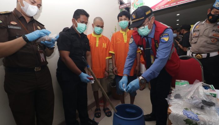 Polda Kepri Musnahkan Putaw Dan Sabu Dari 7 Tersangka