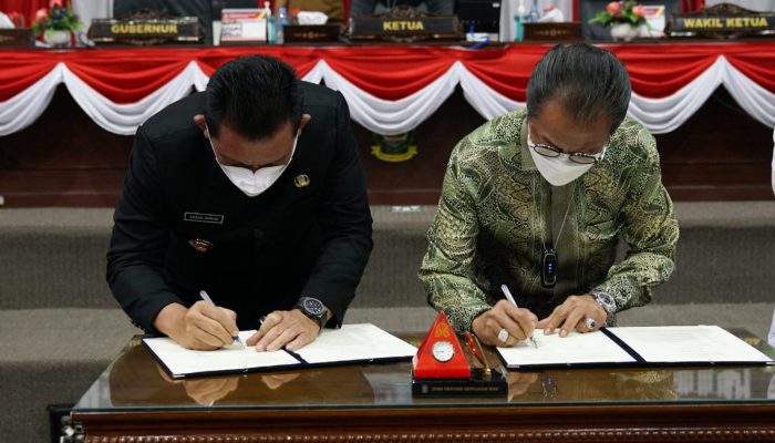 Berkurang Rp68,2 Miliar, Pemprov Dan DPRD Teken Nota Kesepakatan Perubahan KUA Dan PPAS
