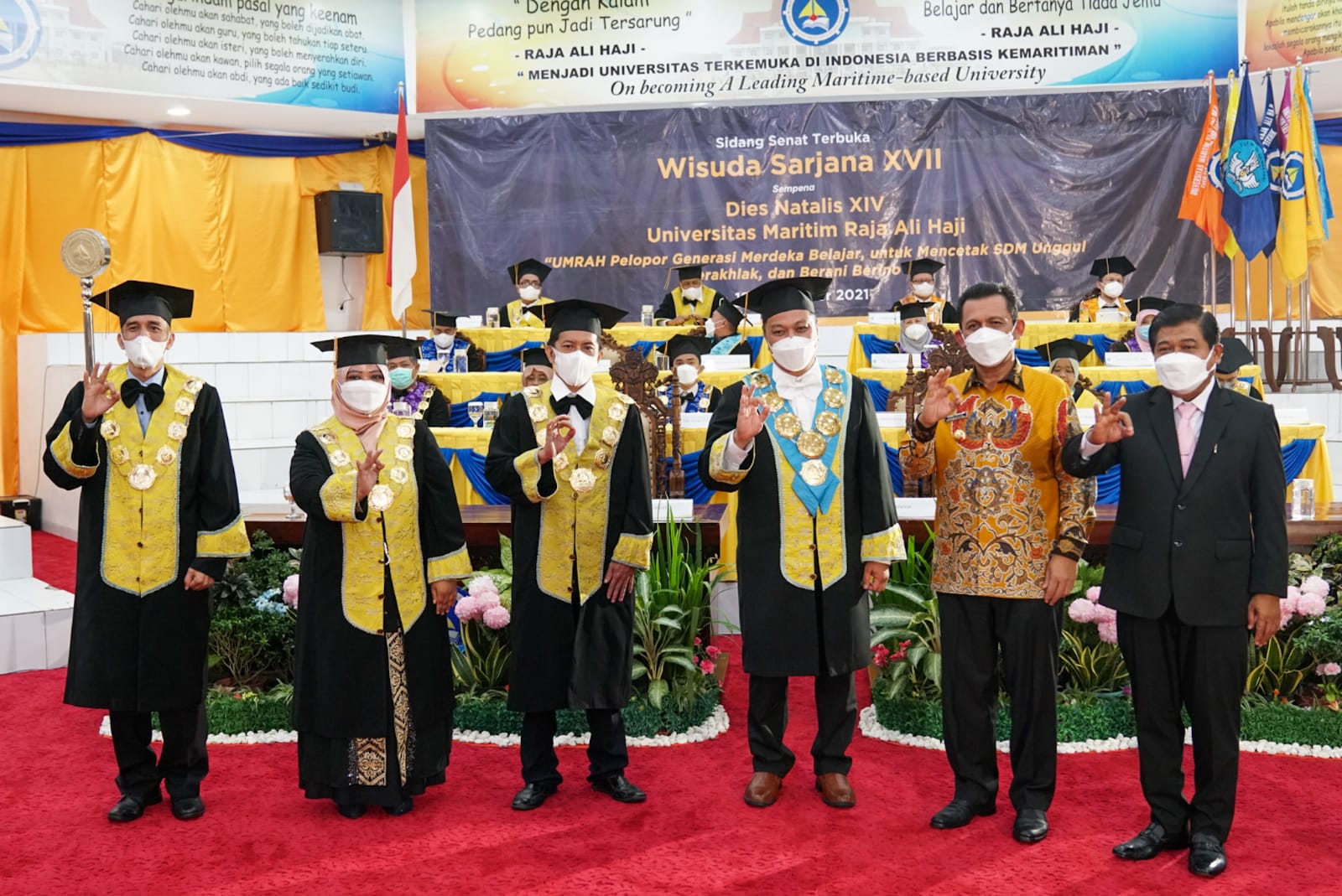 Wisuda Sarjana ke-XVII dan Diesnatalis UMRAH ke-XIV, Gubernur Ansar : UMRAH Ciptakan Generasi Kepri Unggul