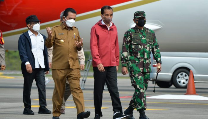 Presiden RI Tiba Di Batam, Tanam Mangrove Dan Pelepasliaran Burung Elang