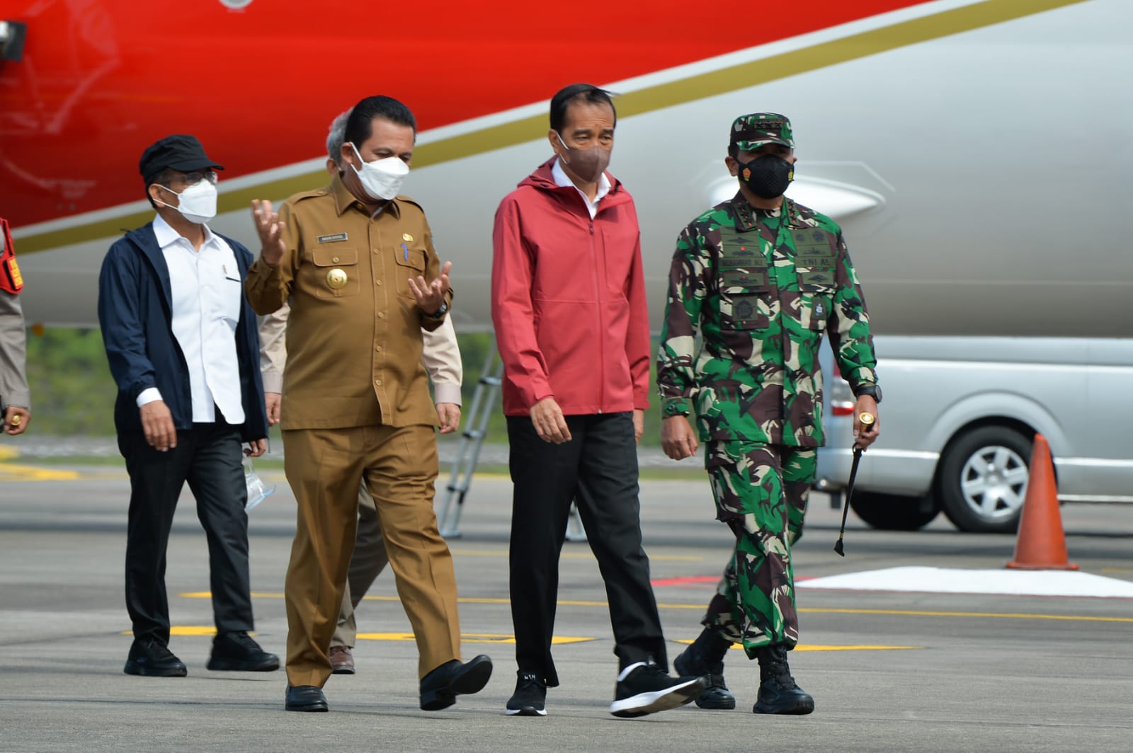 Presiden RI Tiba Di Batam, Tanam Mangrove Dan Pelepasliaran Burung Elang