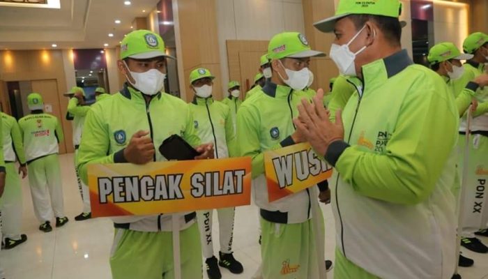 Gubernur Kepri Lepas Kontigen Kepri Ikuti PON XX Di Papua