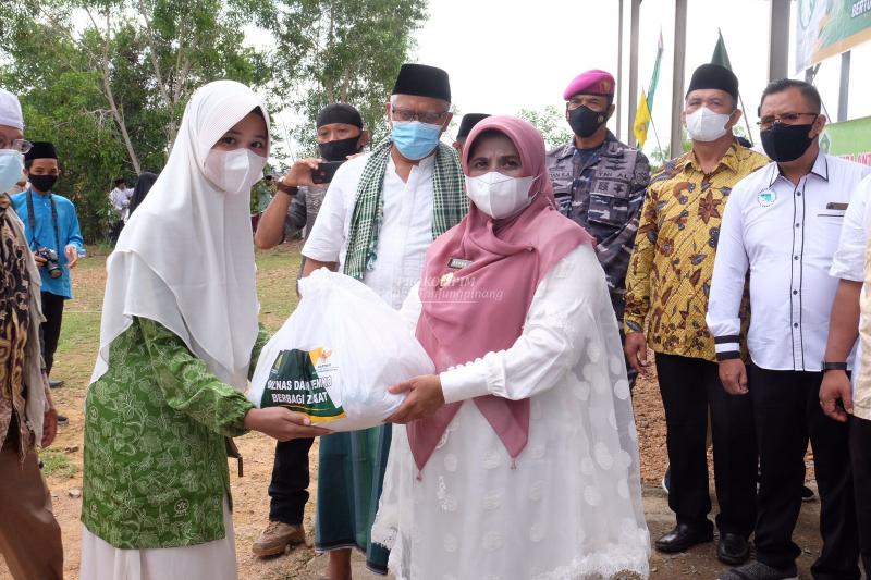 Hari Santri Nasional, Walikota Serahkan Bantuan Mobil Operasional  FKUB Tanjungpinang