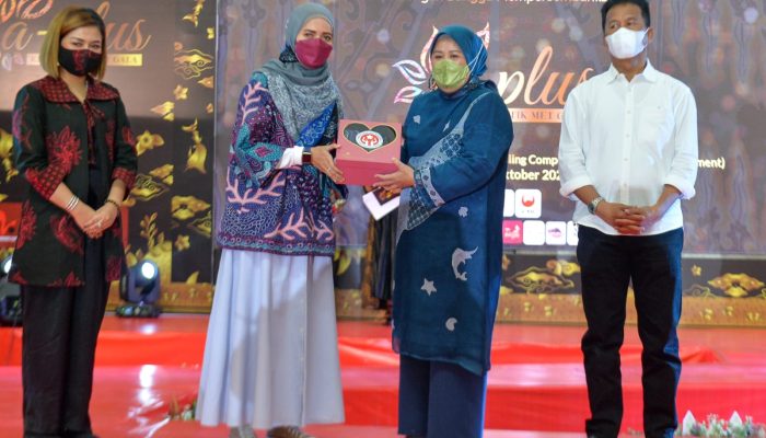 Wagub Marlin Buka A Plus Kepri Batik Met Gala