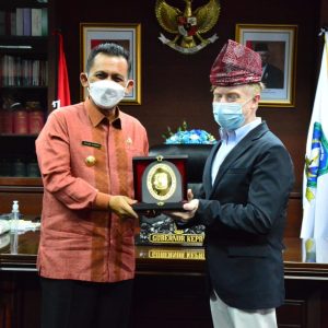 Konsul Amerika Serikat Tertarik Keramahan, Keindahan Laut dan Budaya Kepri