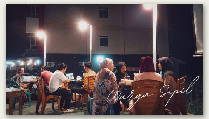 Kedai Kopi Rakyat Hibur Pengunjung Dengan Musik Request