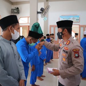 Peringati Maulid Nabi, Polres Bintan Santuni Yatim Piatu