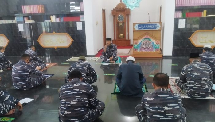 Dzikir Dan Doa Prajurit Lantamal IV Tanjungpinang Jelang Latihan Operasi Amfibi