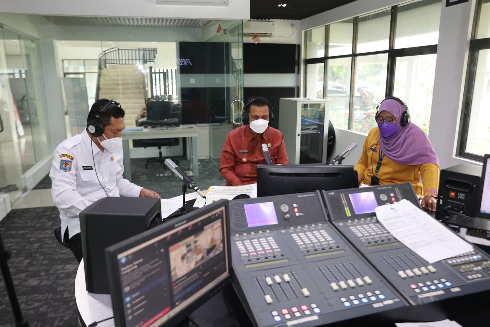 Gubernur Kepri Bahas Percepatan Vaksinasi Lansia di Pro-2 RRI Tanjungpinang