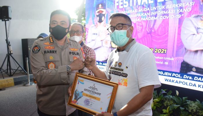 Tim Batam Art Juara Bhayangkara Mural Festival Di Kepri Tahun 2021