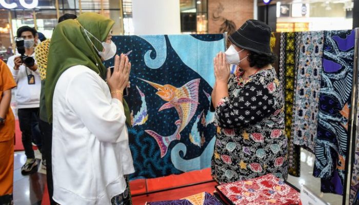 Dewi Kumalasari : Budayakan Batik Kepri, Dorong Pemulihan Ekonomi