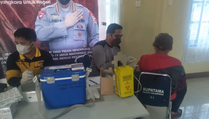 Gerai Vaksin Presisi Polres Tanjungpinang Terbuka Untuk Umum Dan Pelajar
