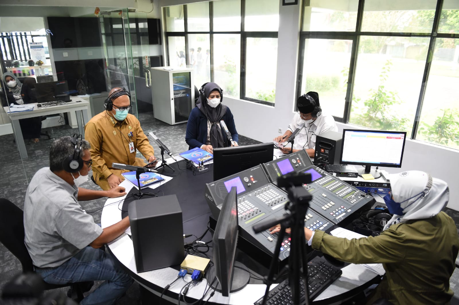 Sambut Ultah ke-5, YKI Kepri Adakan Senam Sehat dan Test IVA