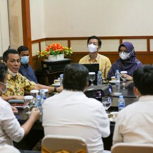 Gubernur Kepri Ajak Bank Riau Kepri Salurkan Dana CSR Untuk Revitalisasi Penyengat