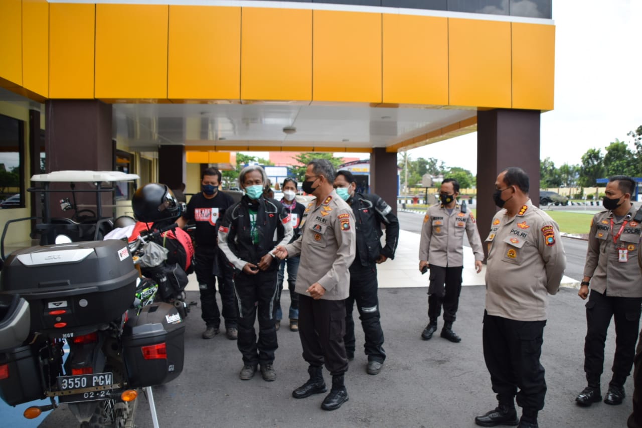 Mendaki Gunung Kerinci, TIM JKW-PWI Bermalam Di Palembang 