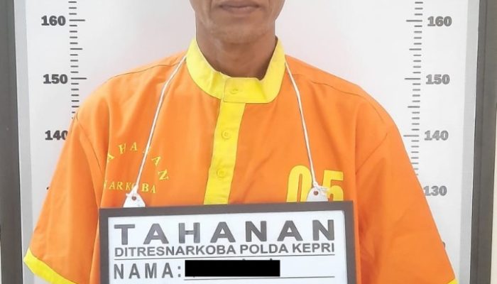 Simpan Sabu 229 Gram Di Anus, Pria Ini Dibekuk Saat Ngopi Di Bandara