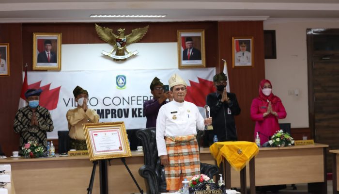 Aplikasi SiJempol, Gubernur Kepri Terima Penghargaan Top 5 Replikasi Inovasi Pelayanan Publik