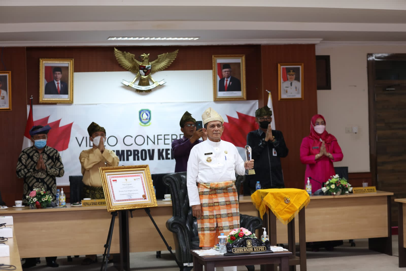 Aplikasi SiJempol, Gubernur Kepri Terima Penghargaan Top 5 Replikasi Inovasi Pelayanan Publik