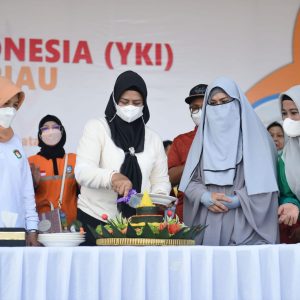 Senam Sehat dan Pemeriksaan Kesehatan Gratis Sempena HUT YKI Ke-5