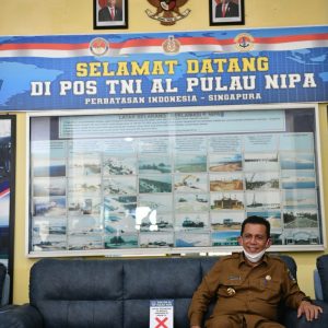 Gubernur Kepri Bersama Danrem 033/WP Tinjau Pos TNI AL Di Pulau Nipa 