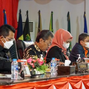 Gubernur Kepri Sampaikan Ranperda APBD Kepri Tahun 2022