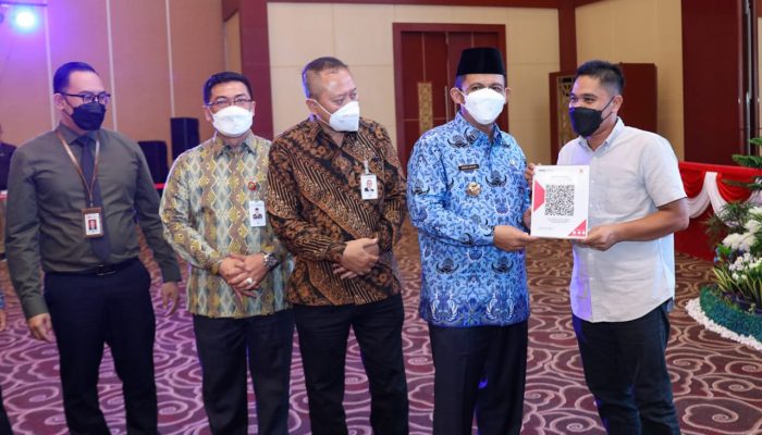 Gubernur Kepri Luncurkan Alat Pembayaran Digital QRIS Bank Riau Kepri