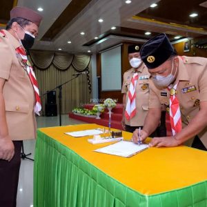 Direktur Poltekkes Kemenkes Tanjungpinang Dilantik Sebagai Ketua Mabigus Pramuka