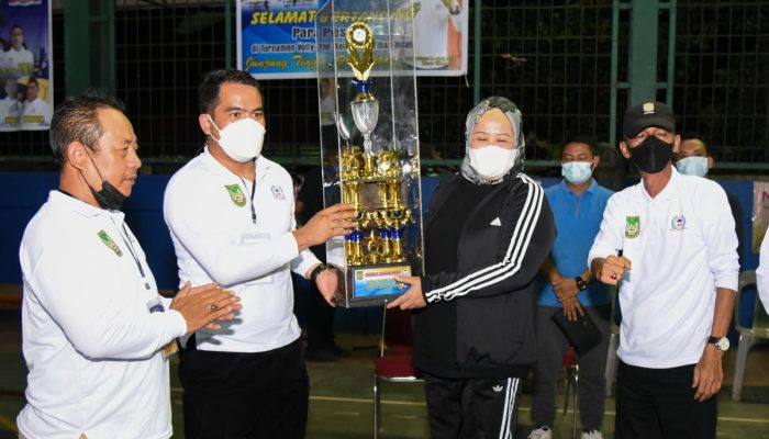 Turnamen Volly Tiban Indah, Wagub Marlin : Ajang Silaturahmi Dan Jaga Sportivitas