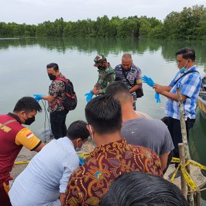 Polres Tanjungpinang Selidiki Mayat Tertelungkup di Air Dekat Pelantar