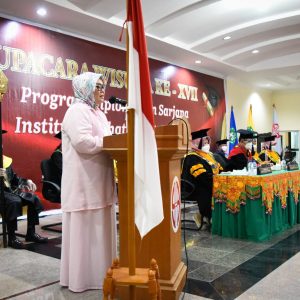 Wisuda Institut Kesehatan Mitra Bunda, Wagub Marlin : Pegang Amanah dan Jujur