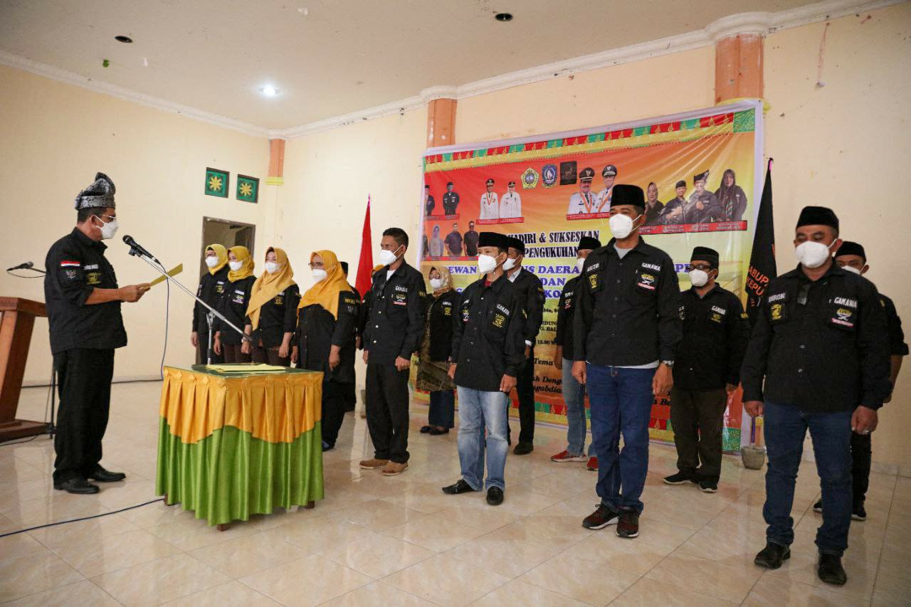 Gubernur Ansar Kukuhkan Pengurus Gerakan Penjaga Marwah