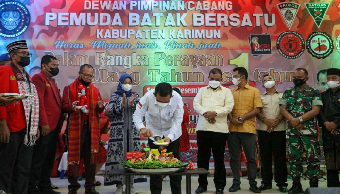 HUT PBB Ke-1 Di Karimun, Gubernur Ansar Ajak Pemuda Batak Tetap Kompak