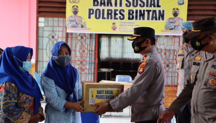 Polres Bintan Bakti Sosial di Panti Jompo Dan Posyandu Kemala