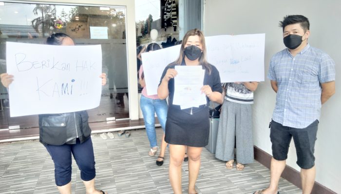 Amoy Korban Arisan Online Datangi S&S Fashion
